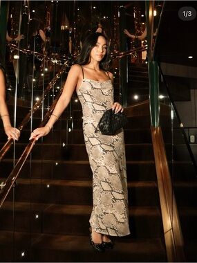 Forever New Kennedy Sequin Printed Midi Dress 10